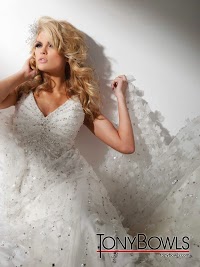 Bridal Boutique Walsall 1081159 Image 1